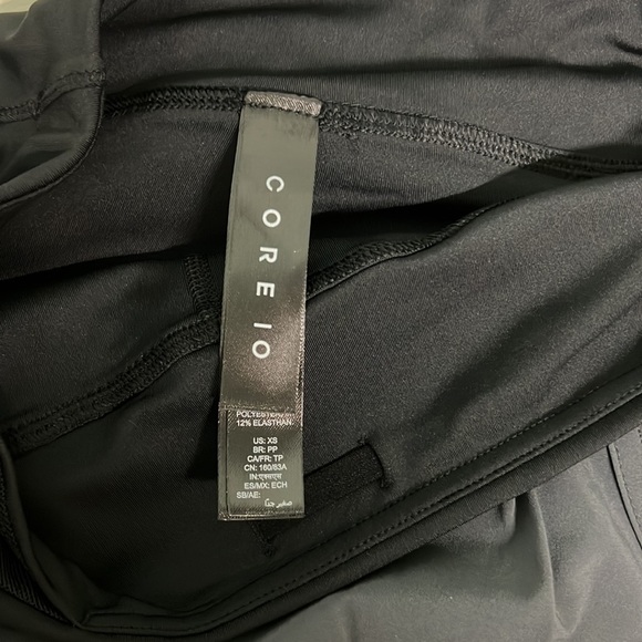 CORE 10 Women's Standard-Fit Knit Waistband 2-in-1 Woven Running Short - Picture 6 of 7